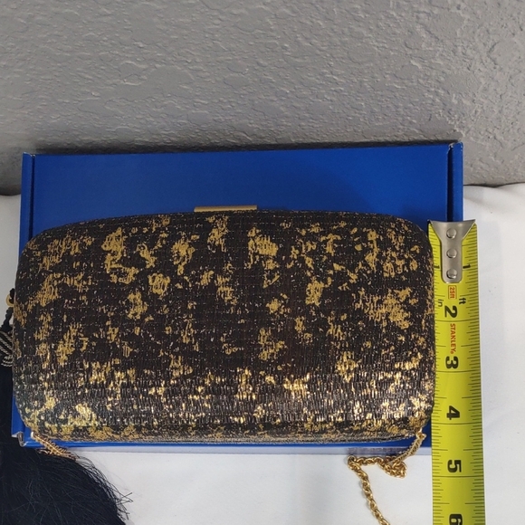 KAYU Elegant Gold and Black Clutch - Picture 9 of 17